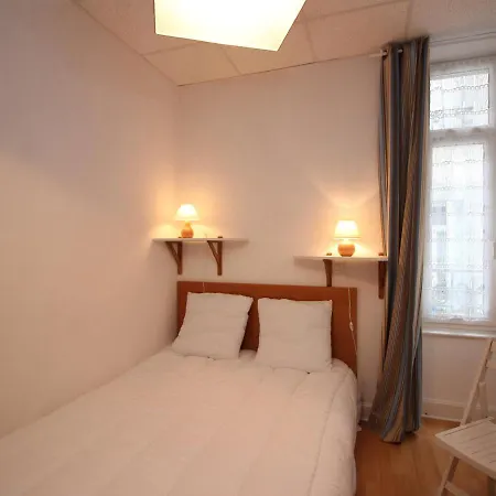 公寓 Lumineux T4 A La Bourboule, 6 Pers, Proche Centre, Equipe, Cour Privee, 68m² - Fr-1-608-39