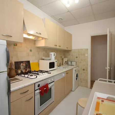 Lumineux A La Bourboule, 3 Chambres, Proche Centre - Fr-1-608-39 Apartment *