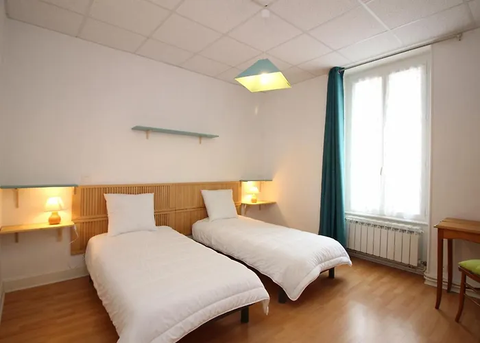 Lumineux A La Bourboule, 3 Chambres, Proche Centre - Fr-1-608-39 Apartment